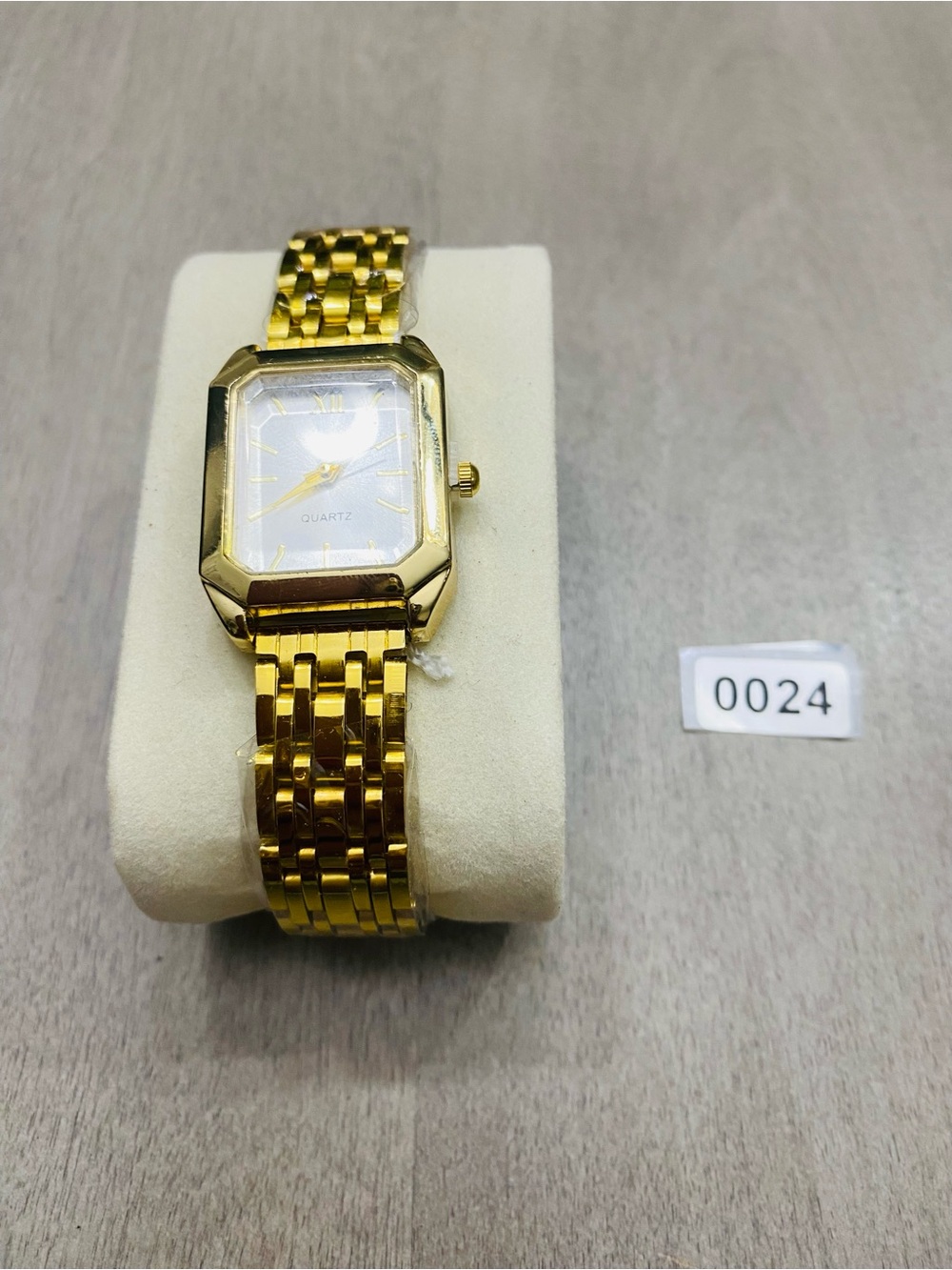 Gold Tone Women's Quartz Bracelet Watch